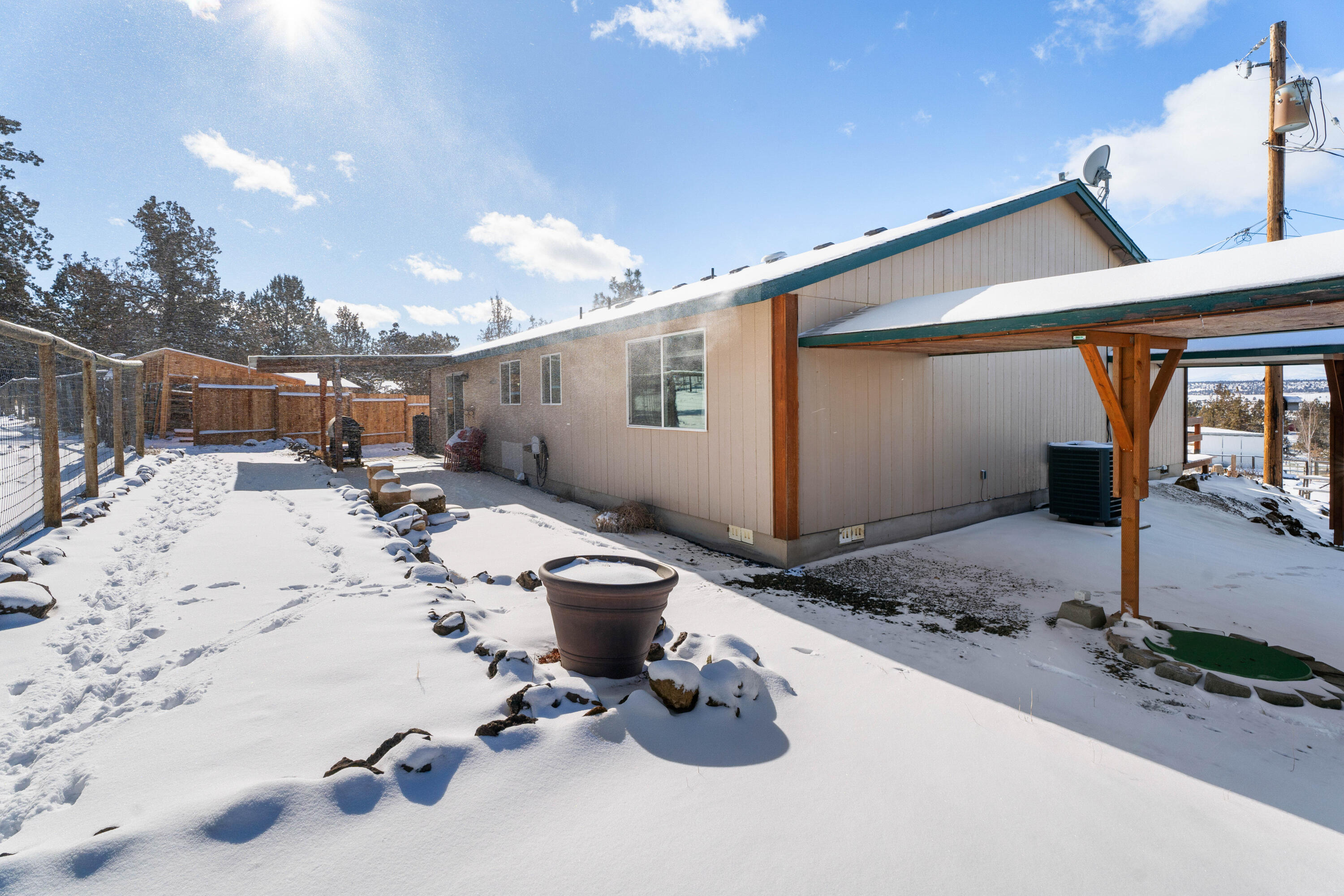 8588 Southwest Shad Road Terrebonne, OR 97760 - Photo 7 of 46 09-Exterior