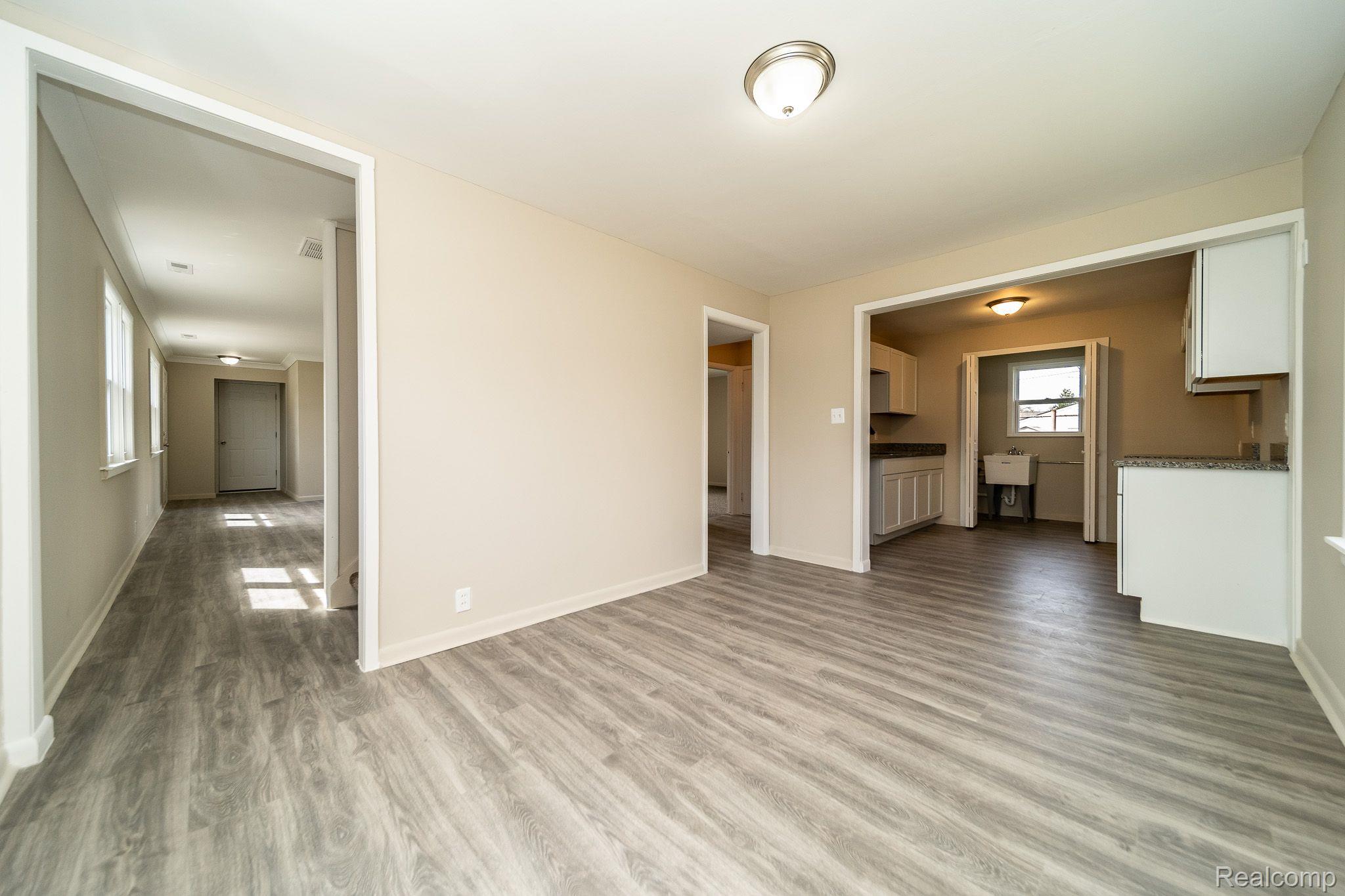 3854 Samuel Avenue Rochester, MI 48309 - Photo 15 of 54 Gallery Image 15