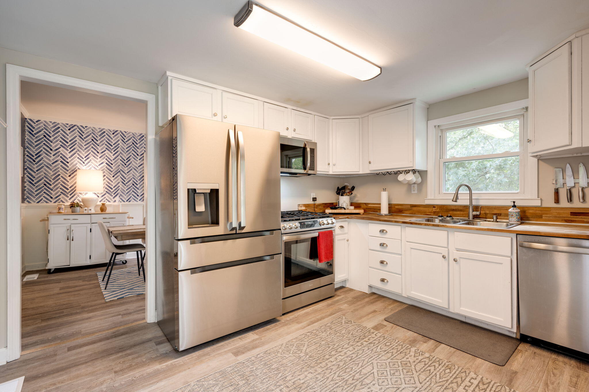 2583 High Point Drive Chattanooga, TN 37415 - Photo 7 of 21 Kitchen 1