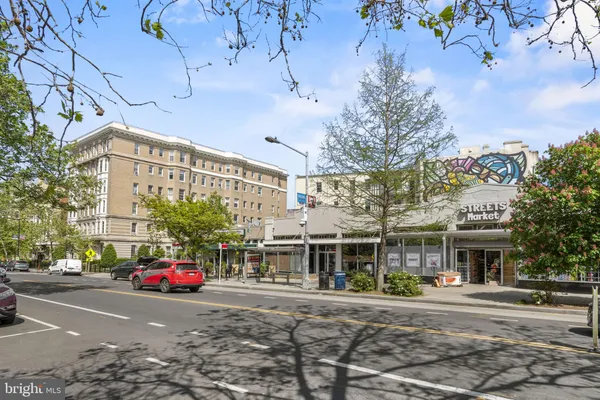 $5,250 | 2328 Champlain Street Northwest, Unit 409, Washington, DC 20009