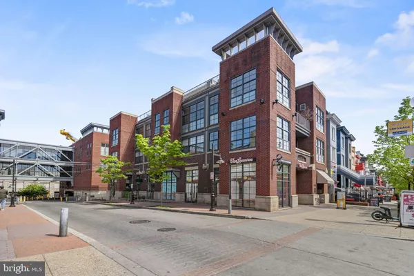 $5,250 | 2328 Champlain Street Northwest, Unit 409, Washington, DC 20009