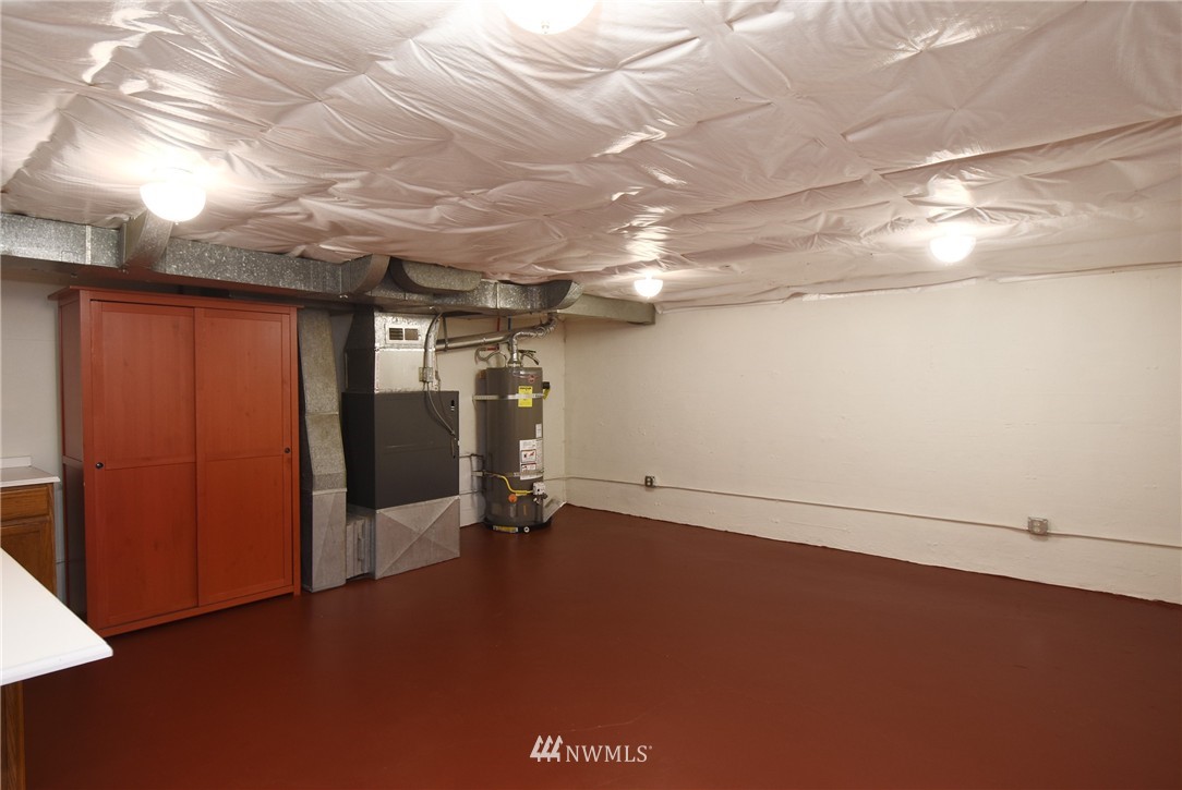 3549 Southwest 99th Street Seattle, WA 98126 - Photo 18 of 25 Gallery Image 18