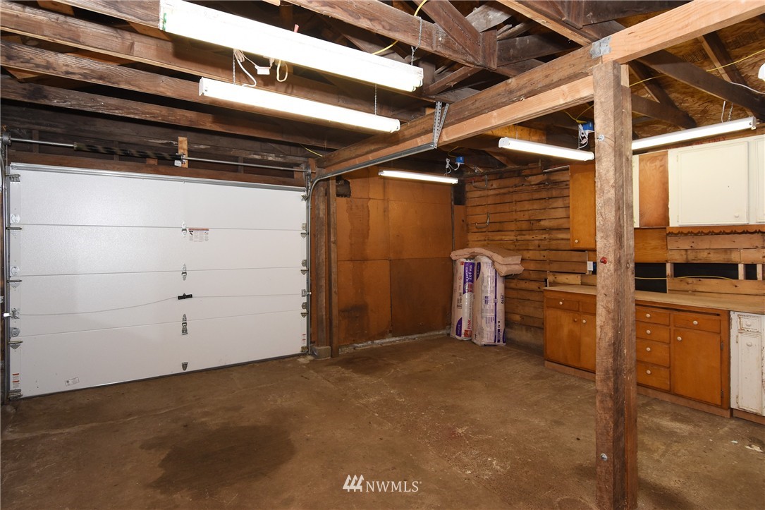 3549 Southwest 99th Street Seattle, WA 98126 - Photo 21 of 25 Gallery Image 21