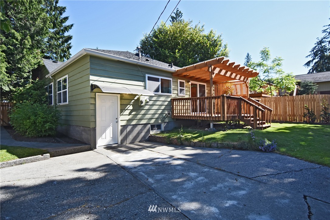 3549 Southwest 99th Street Seattle, WA 98126 - Photo 22 of 25 Gallery Image 22