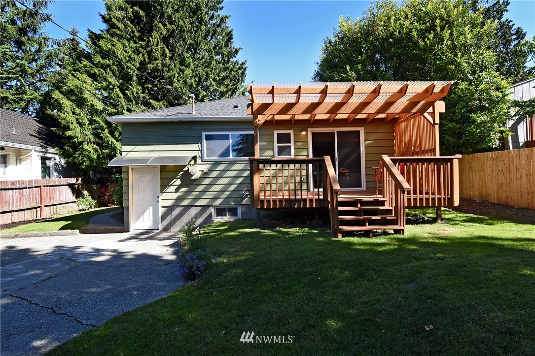 3549 Southwest 99th Street Seattle, WA 98126 - Photo 23 of 25 Gallery Image 23