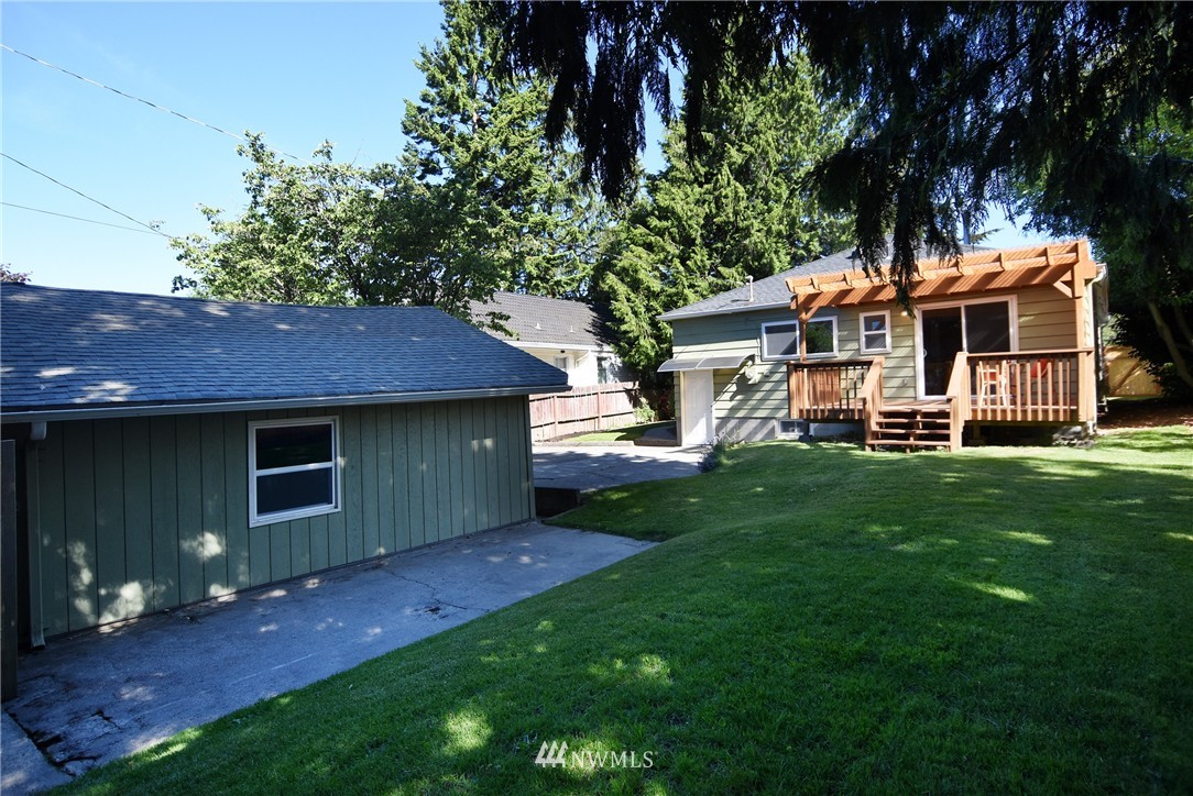 3549 Southwest 99th Street Seattle, WA 98126 - Photo 24 of 25 Gallery Image 24