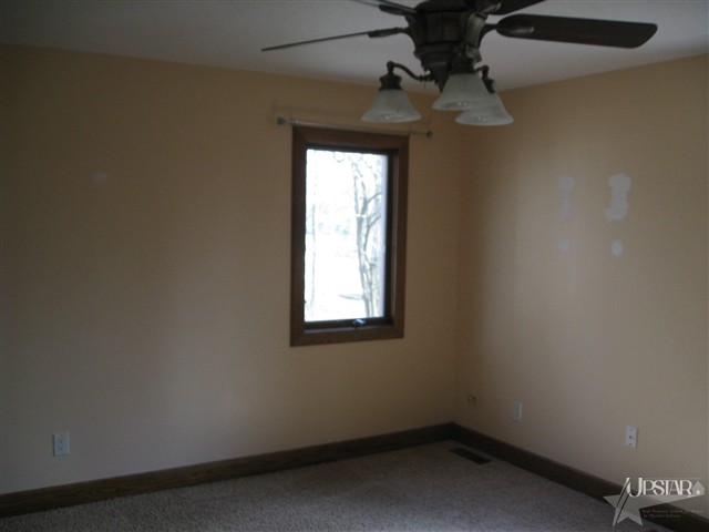 8205 Maples Road Fort Wayne, IN 46816 - Photo 11 of 16