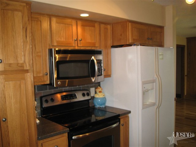 8205 Maples Road Fort Wayne, IN 46816 - Photo 8 of 16