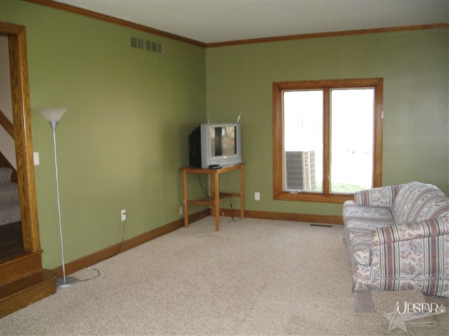 8205 Maples Road Fort Wayne, IN 46816 - Photo 9 of 16