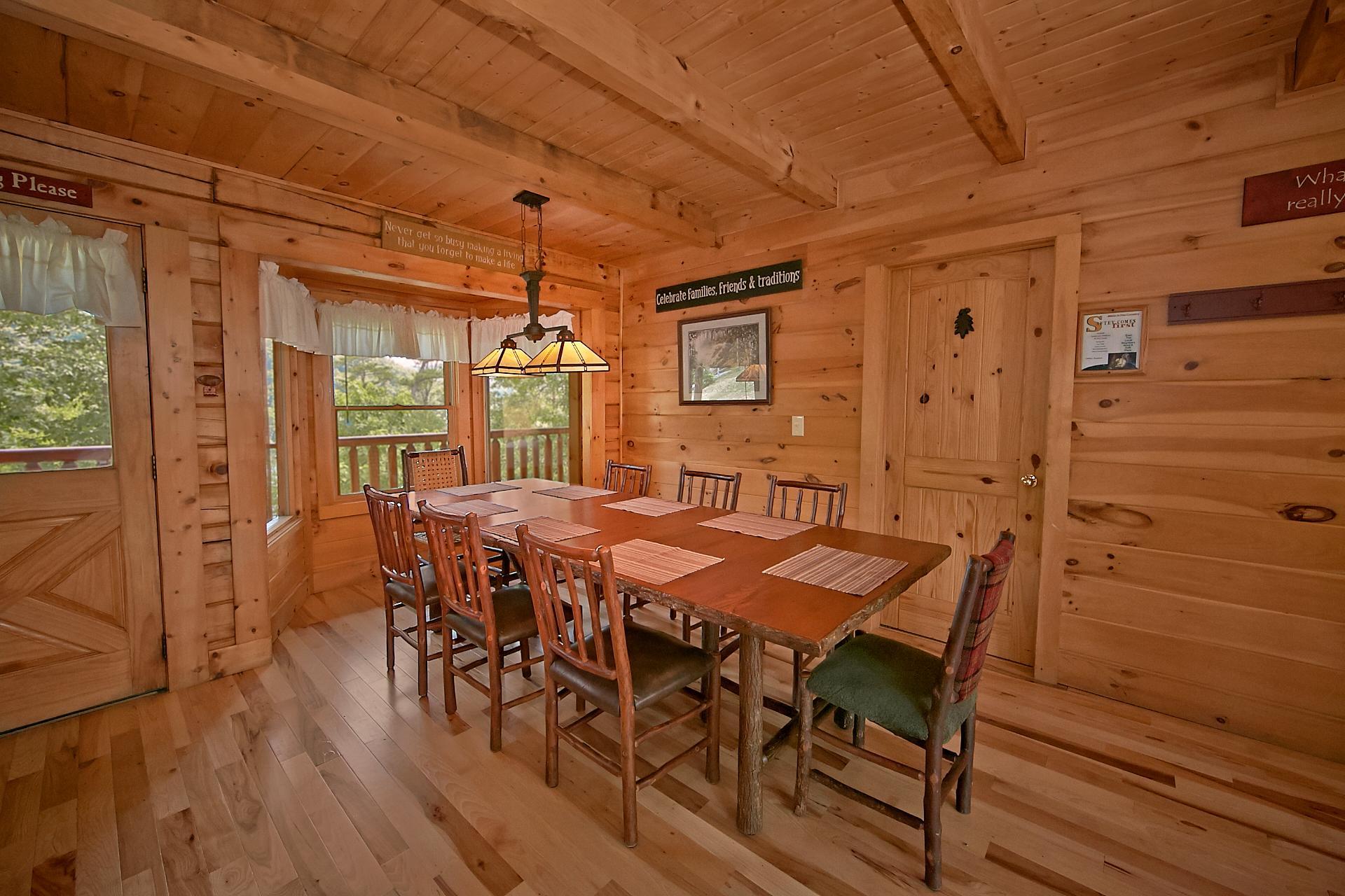3528 Carsons Ridge Way Sevierville, TN 37862 - Photo 19 of 28 Dining Room