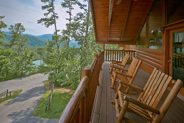 3528 Carsons Ridge Way Sevierville, TN 37862 - Photo 4 of 28 Cabin A Front Deck