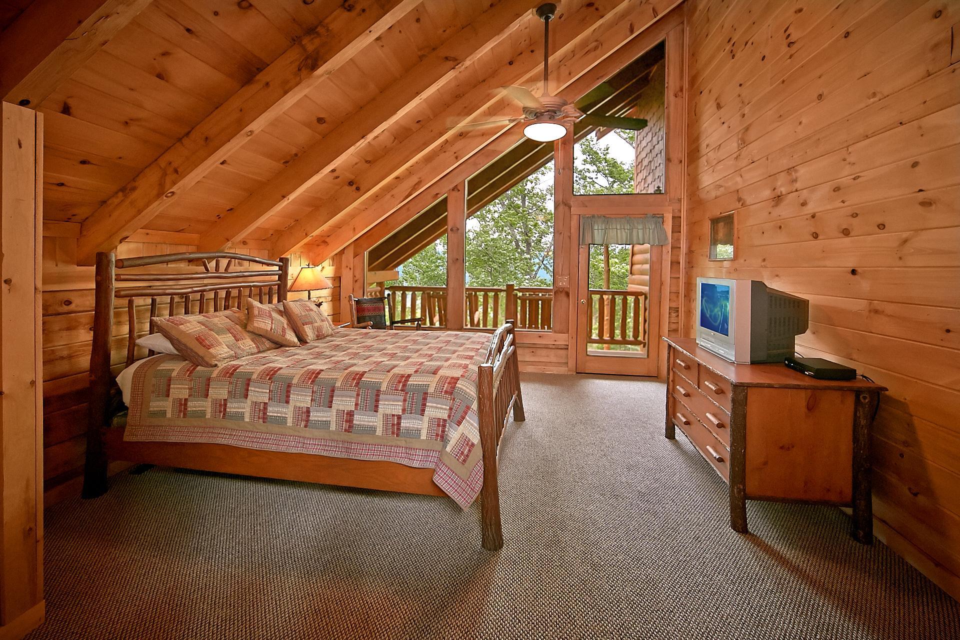 3528 Carsons Ridge Way Sevierville, TN 37862 - Photo 9 of 28 Bedroom
