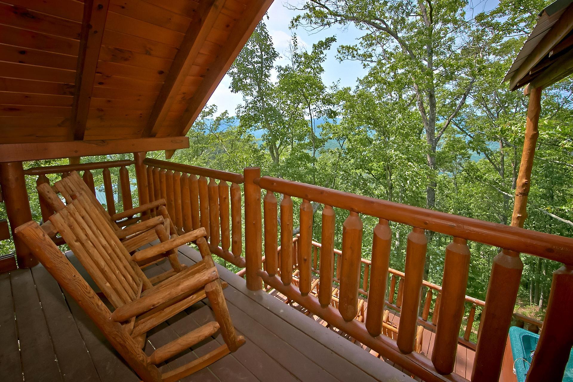 3528 Carsons Ridge Way Sevierville, TN 37862 - Photo 10 of 28 Top Deck