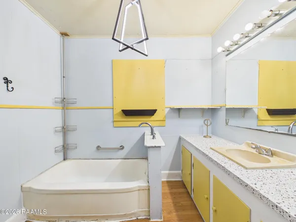 $56,000 | 319 Samson Street, Abbeville, LA 70510