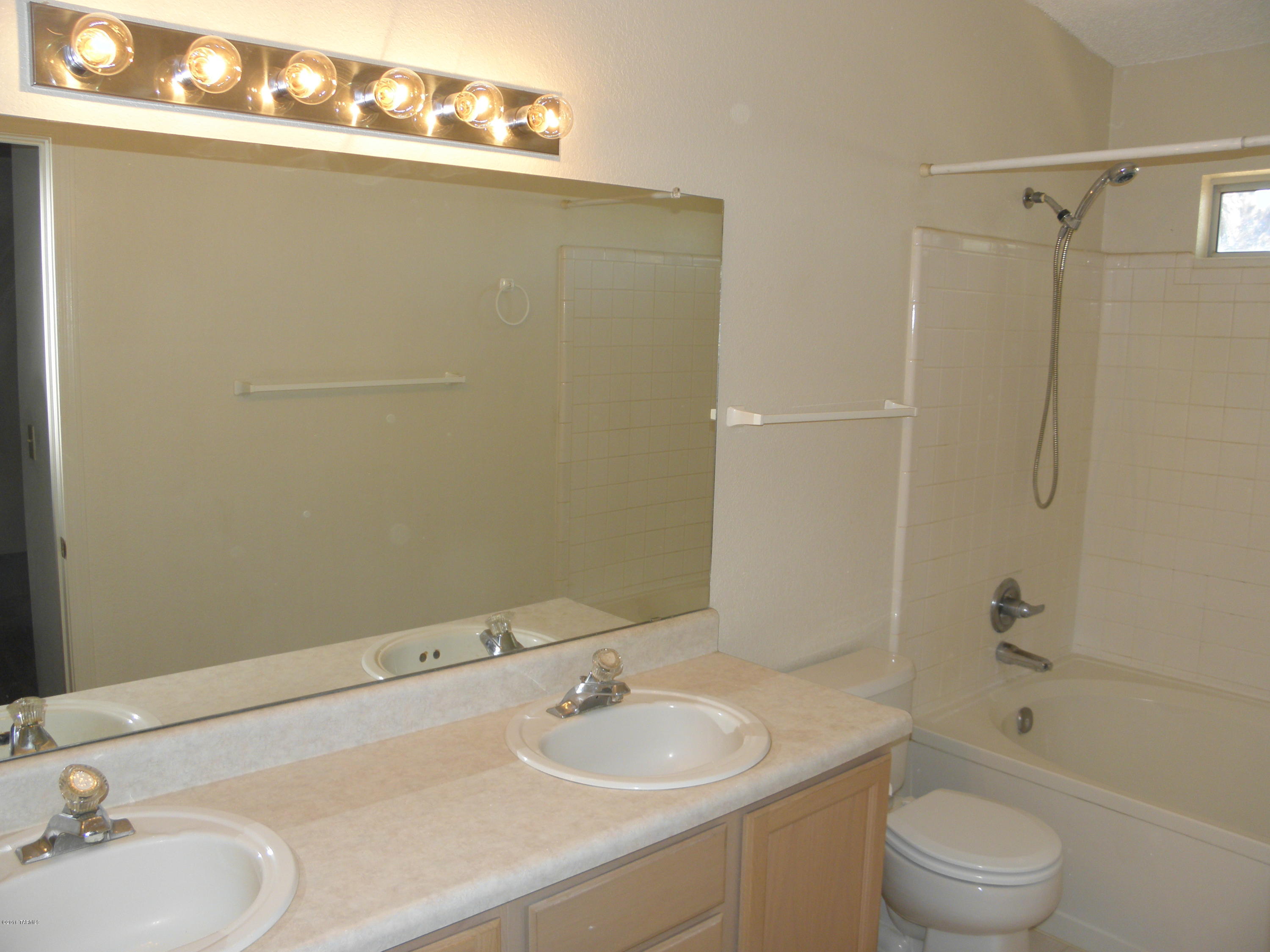 8739 East Desert Spring Street Tucson, AZ 85730 - Photo 10 of 20