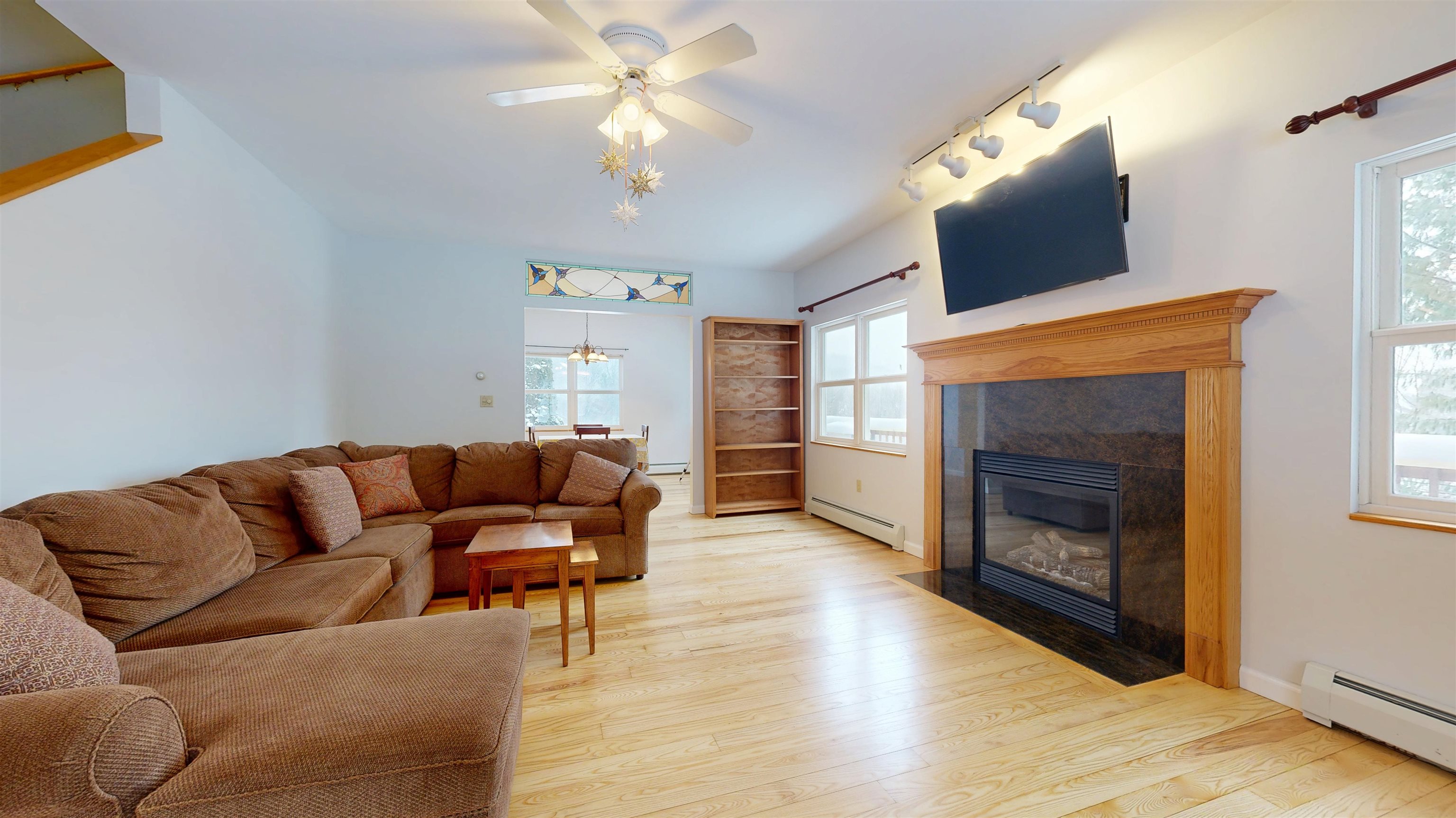 342 Sunrise Drive Huntington, VT 05462 - Photo 10 of 44