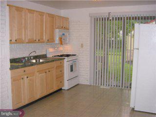 94 Atlantic Avenue Clementon, NJ 08021 - Photo 3 of 6 Gallery Image 3