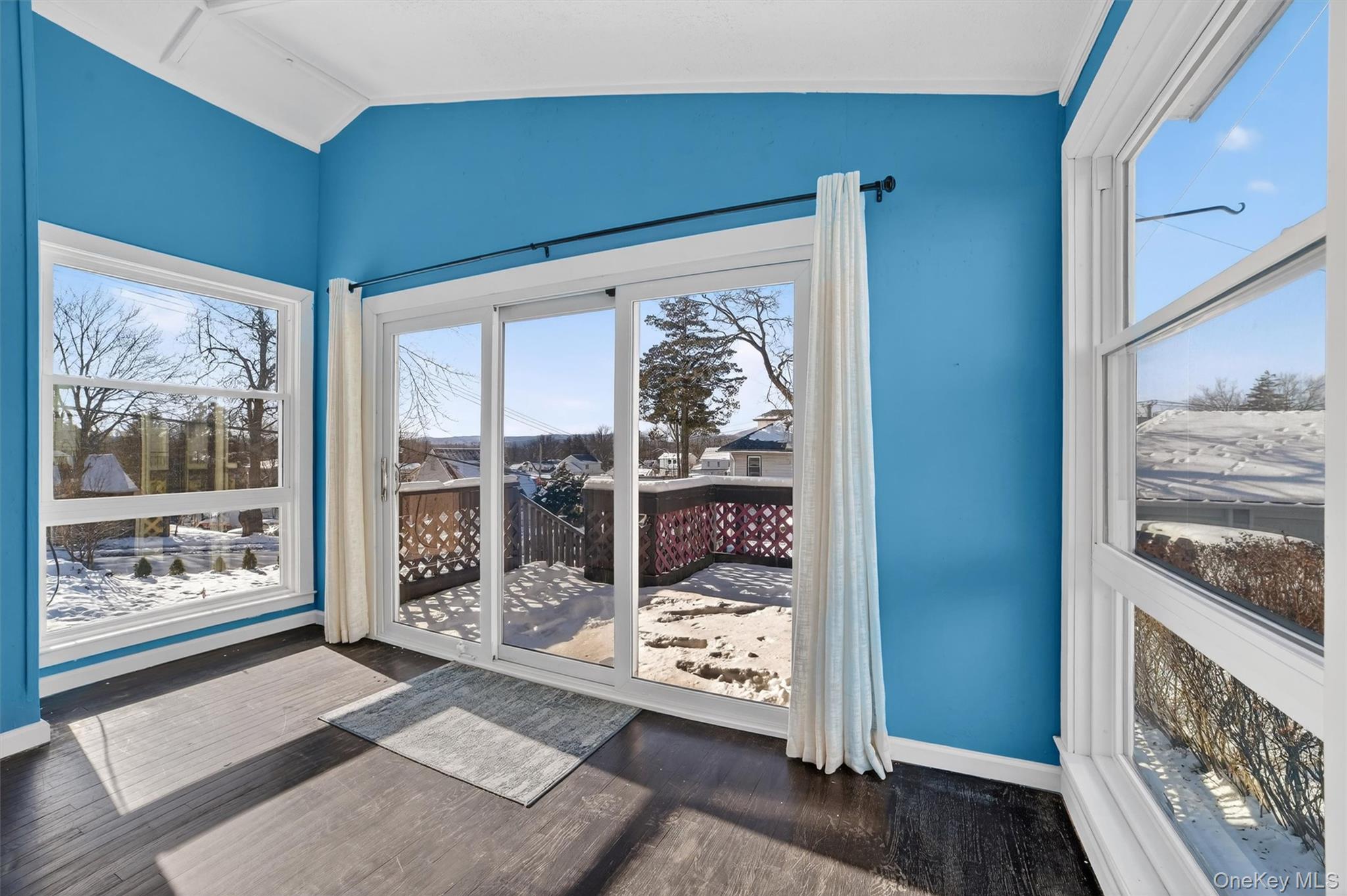 530 Dyckman Street Peekskill, NY 10566 - Photo 17 of 34 Access to deck.