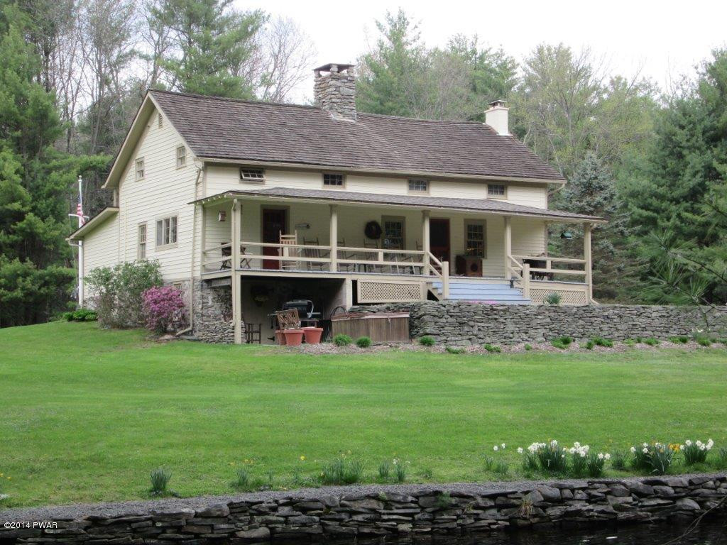 877 Welcome Lake Road Hawley, PA 18428 - Photo 2 of 78 RESTORED HISTORIC FARMHOUSE