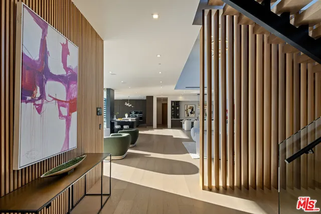 $69,995 | 16110 Meadowview Drive, Encino, CA 91436