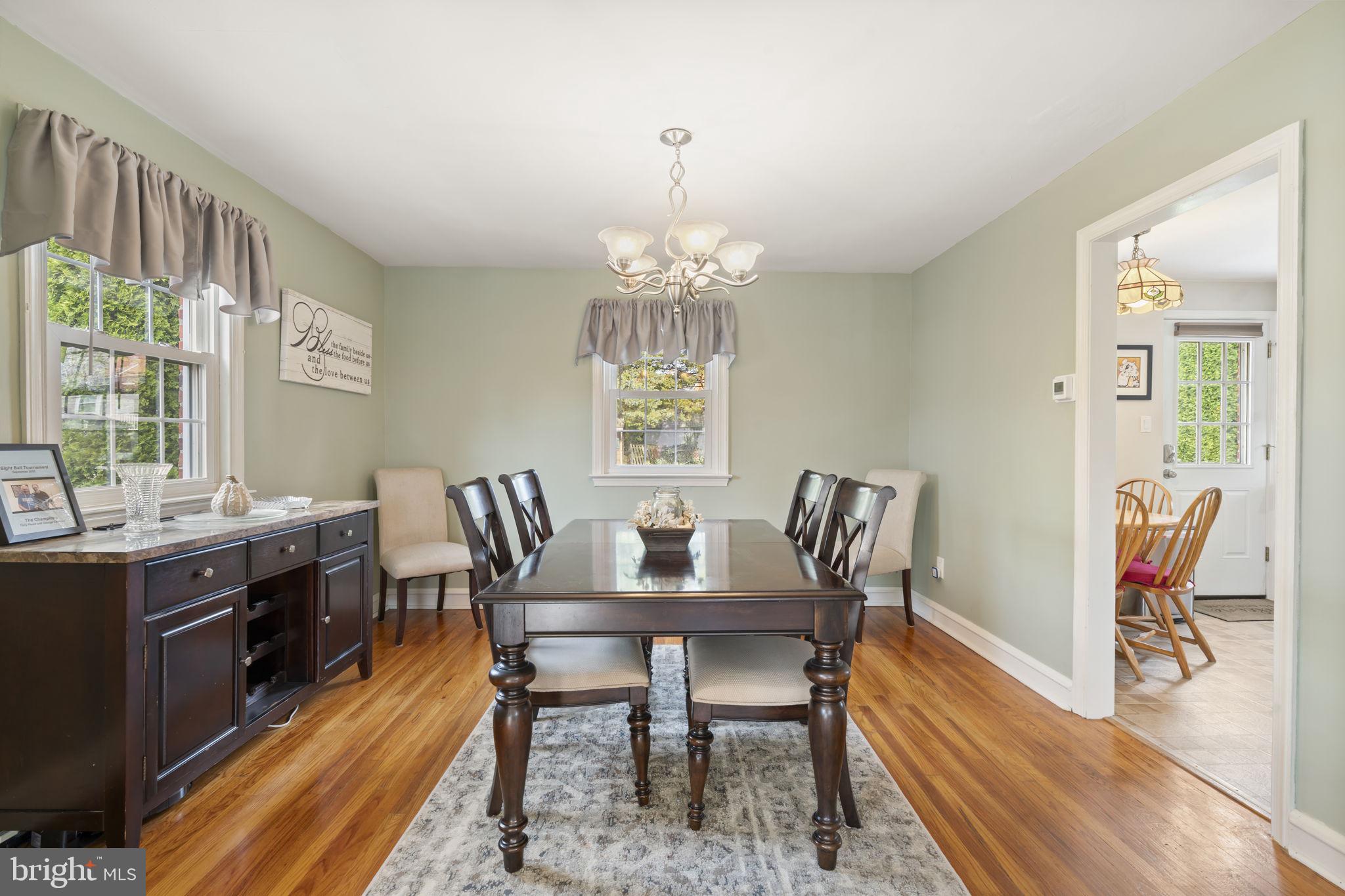 937 Greenbriar Lane Springfield, PA 19064 - Photo 8 of 42