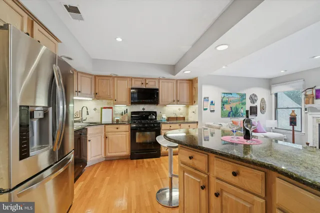 $725,000 | 201 Springhouse Pond, Chesterbrook, PA 19087