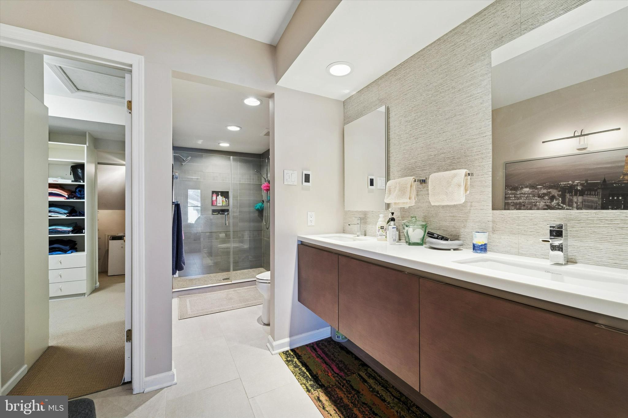 201 Springhouse Pond Chesterbrook, PA 19087 - Photo 26 of 39