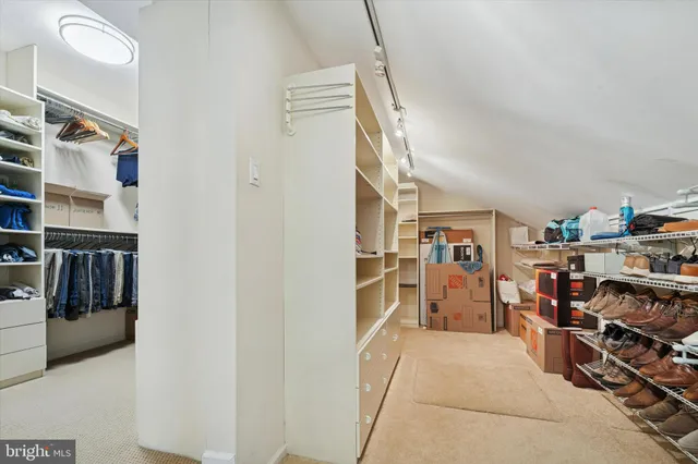 $725,000 | 201 Springhouse Pond, Chesterbrook, PA 19087