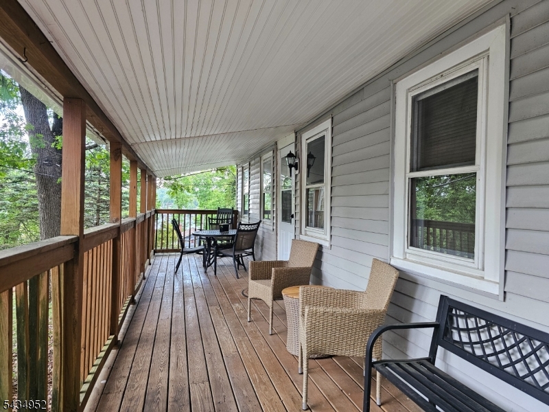10 Shawnee Road Hopatcong, NJ 07843 - Photo 2 of 12