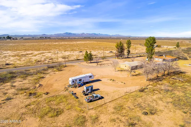 $190,000 | 10405 North Mormon Road, Elfrida, AZ 85610