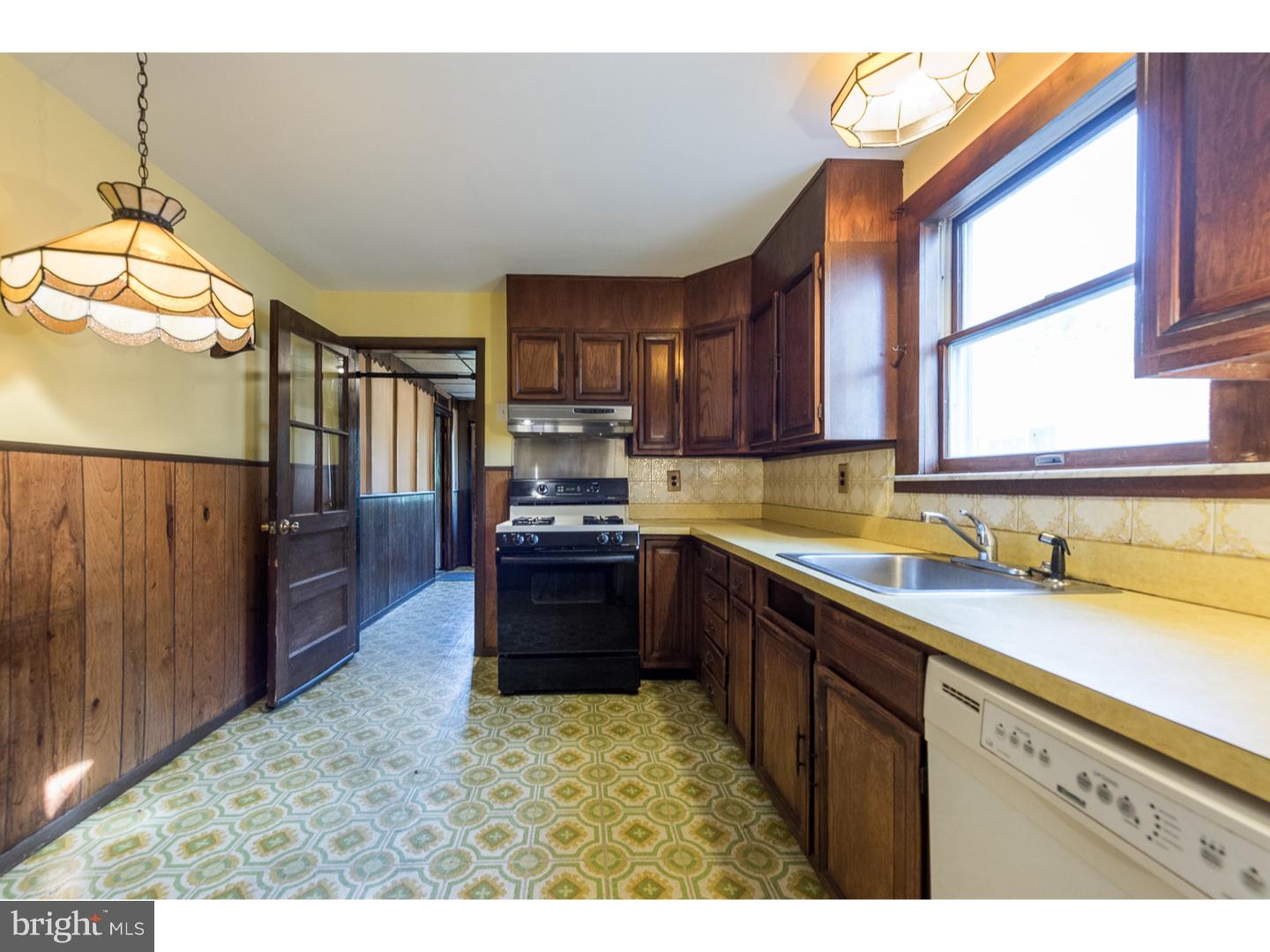 2253 Avon Road Ardmore, PA 19003 - Photo 13 of 25