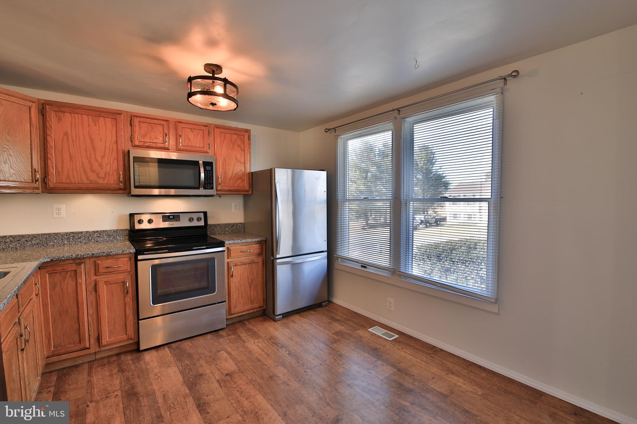 73 Hook Road Westminster, MD 21157 - Photo 3 of 32 Large front kitchen with room for table
