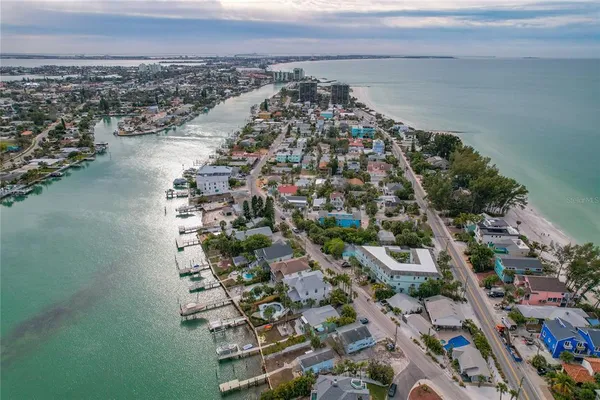 $3,100 | 8441 Bayshore Drive, Treasure Island, FL 33706