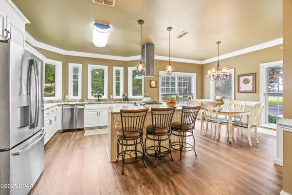 $565,000 | 5924 Old U S Road, Malone, FL 32445