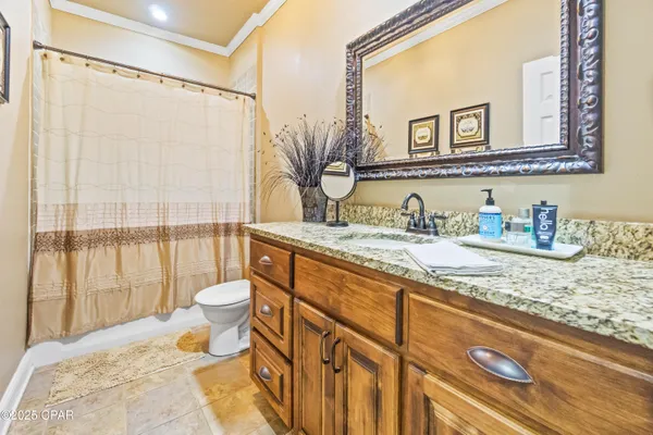 $565,000 | 5924 Old U S Road, Malone, FL 32445