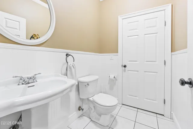 $565,000 | 5924 Old U S Road, Malone, FL 32445