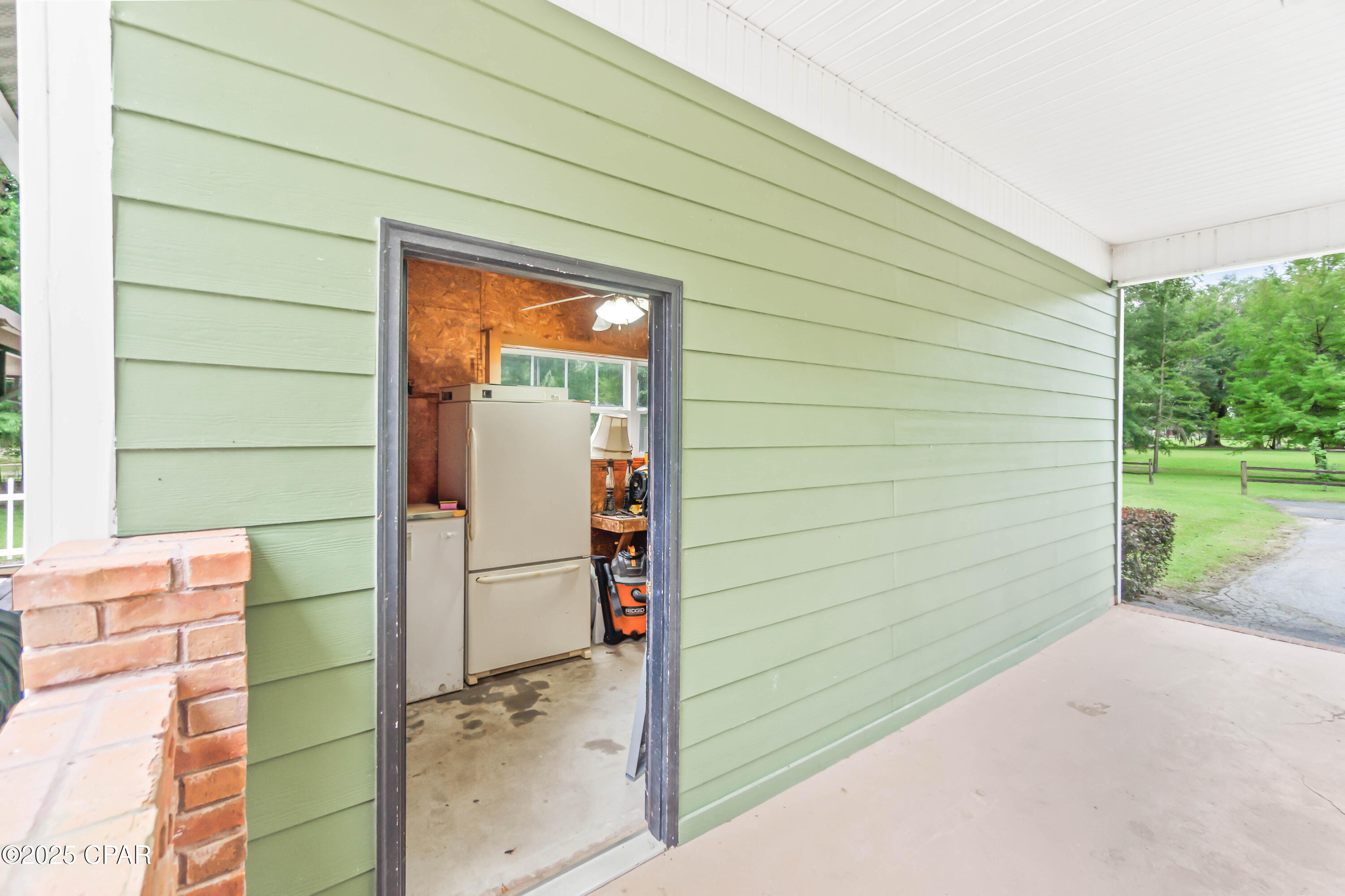 5924 Old U S Road Malone, FL 32445 - Photo 39 of 55