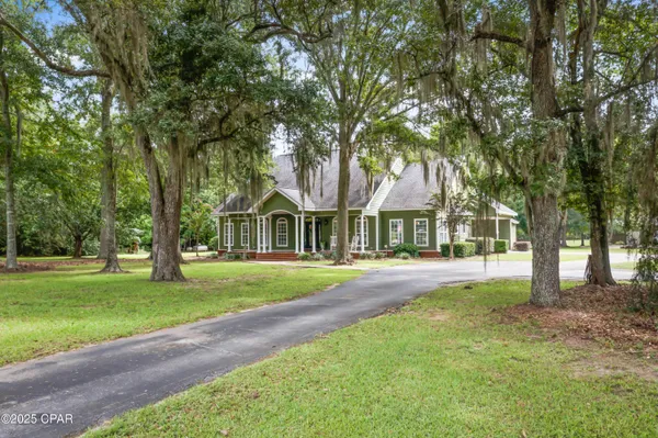 $565,000 | 5924 Old U S Road, Malone, FL 32445