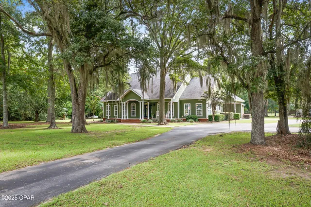 $565,000 | 5924 Old U S Road, Malone, FL 32445