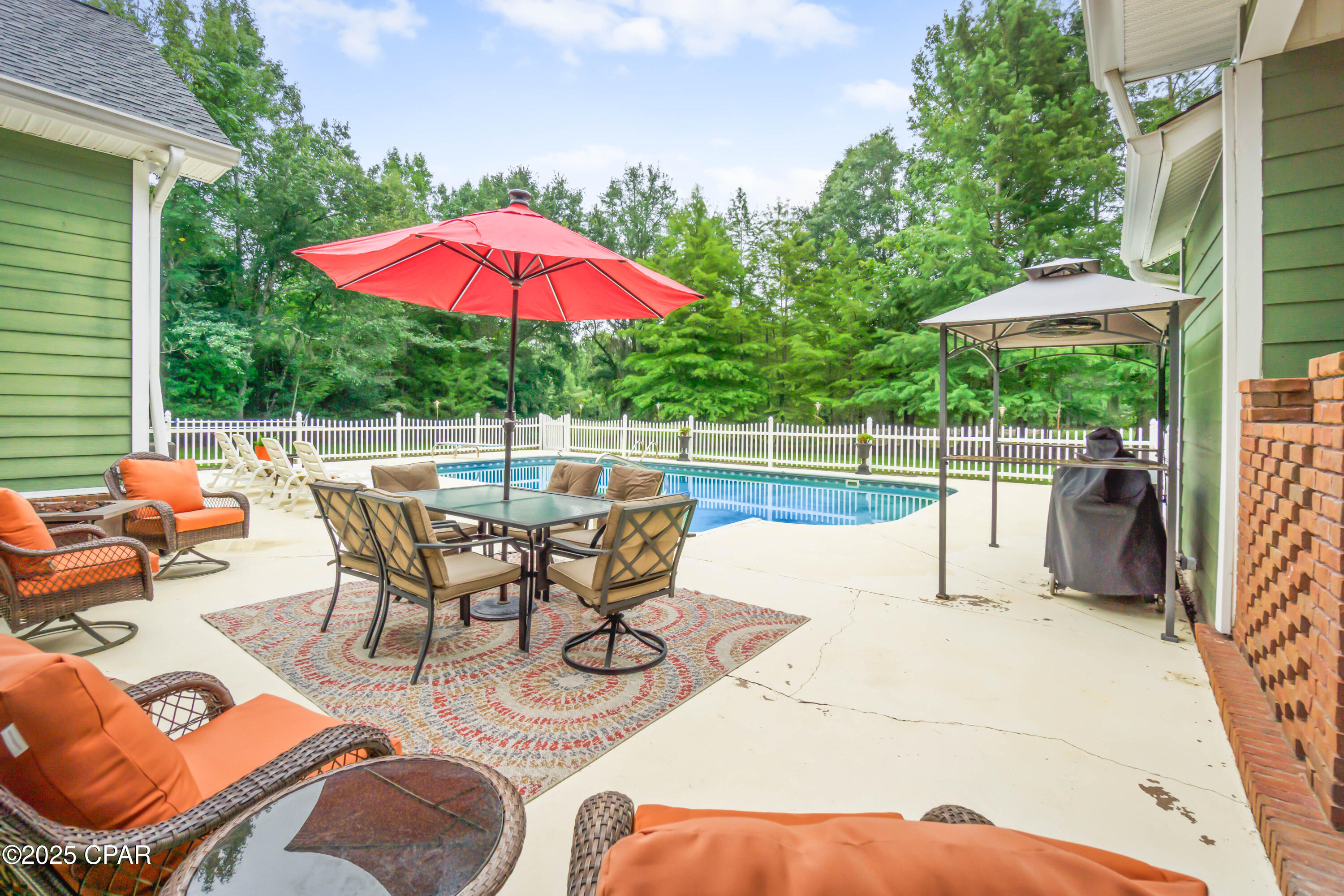 5924 Old U S Road Malone, FL 32445 - Photo 9 of 55