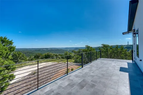 $685,000 | 8621 Nina Lane, Jonestown, TX 78645