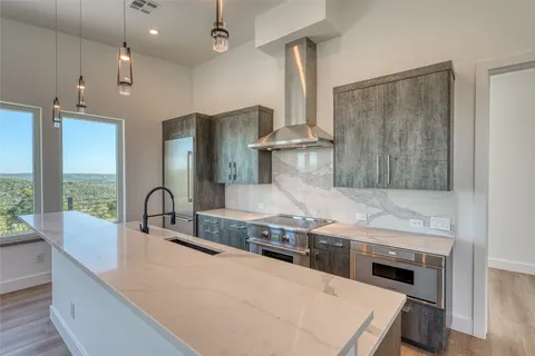 $685,000 | 8621 Nina Lane, Jonestown, TX 78645