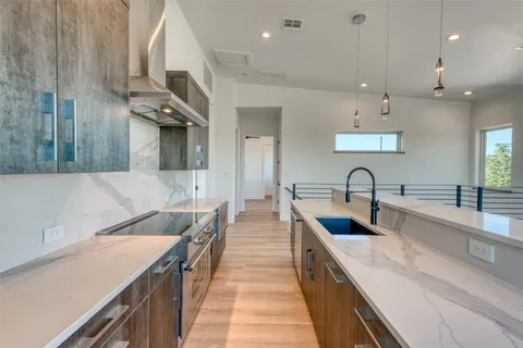 $685,000 | 8621 Nina Lane, Jonestown, TX 78645