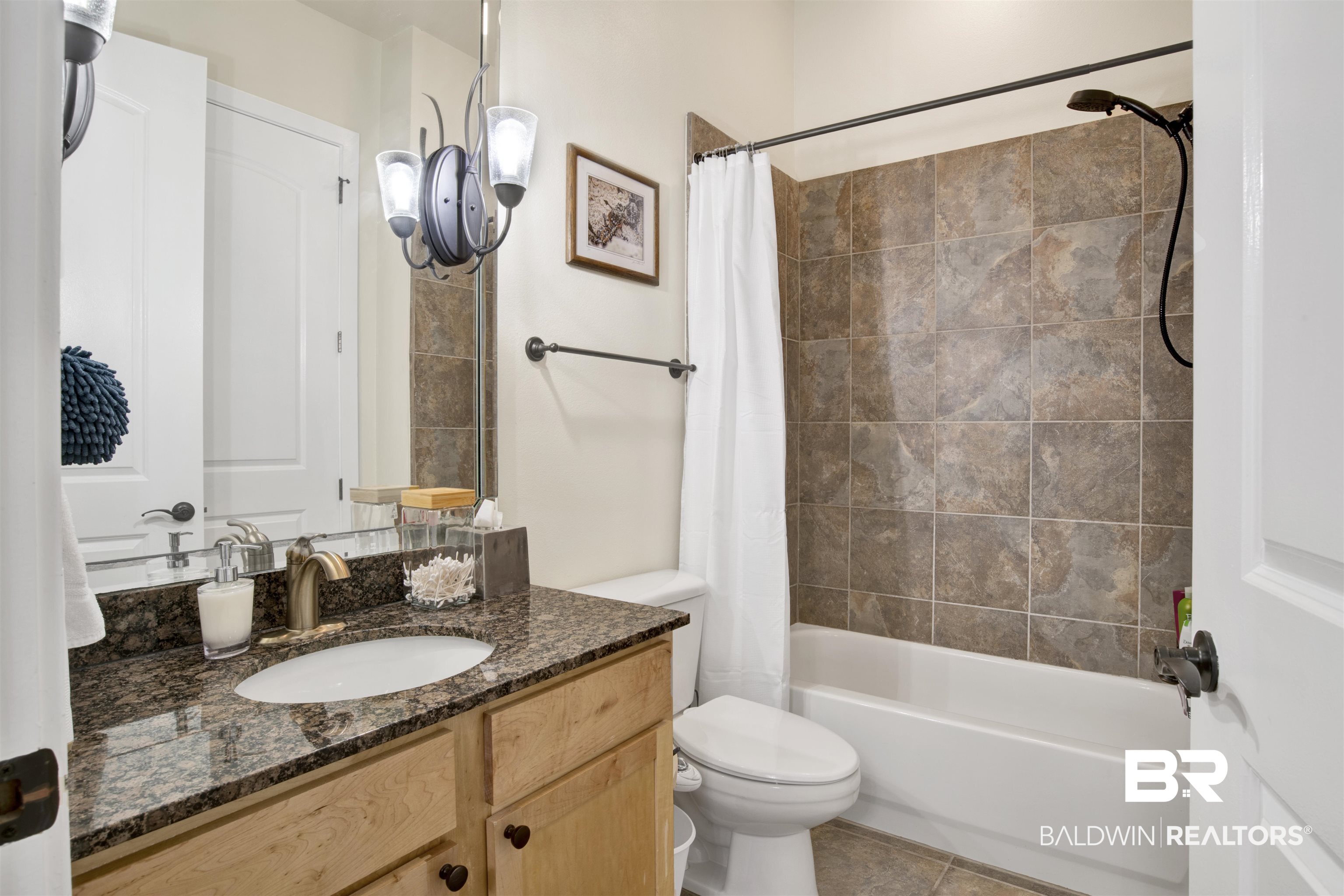 1430 Regency Road, Unit H302 Gulf Shores, AL 36542 - Photo 18 of 26 Gallery Image 18