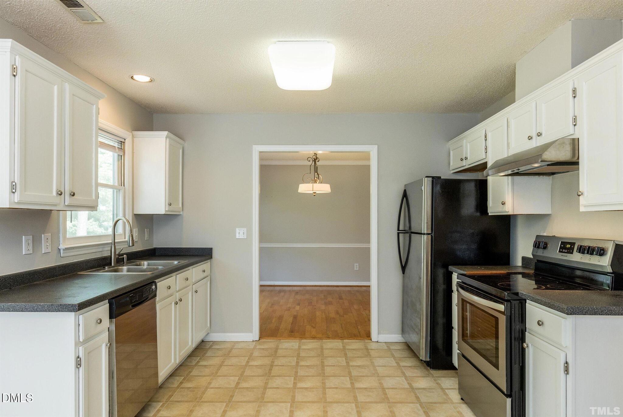 112 Kronos Lane Cary, NC 27513 - Photo 9 of 28 112-kronos-ln-cary-nc-8