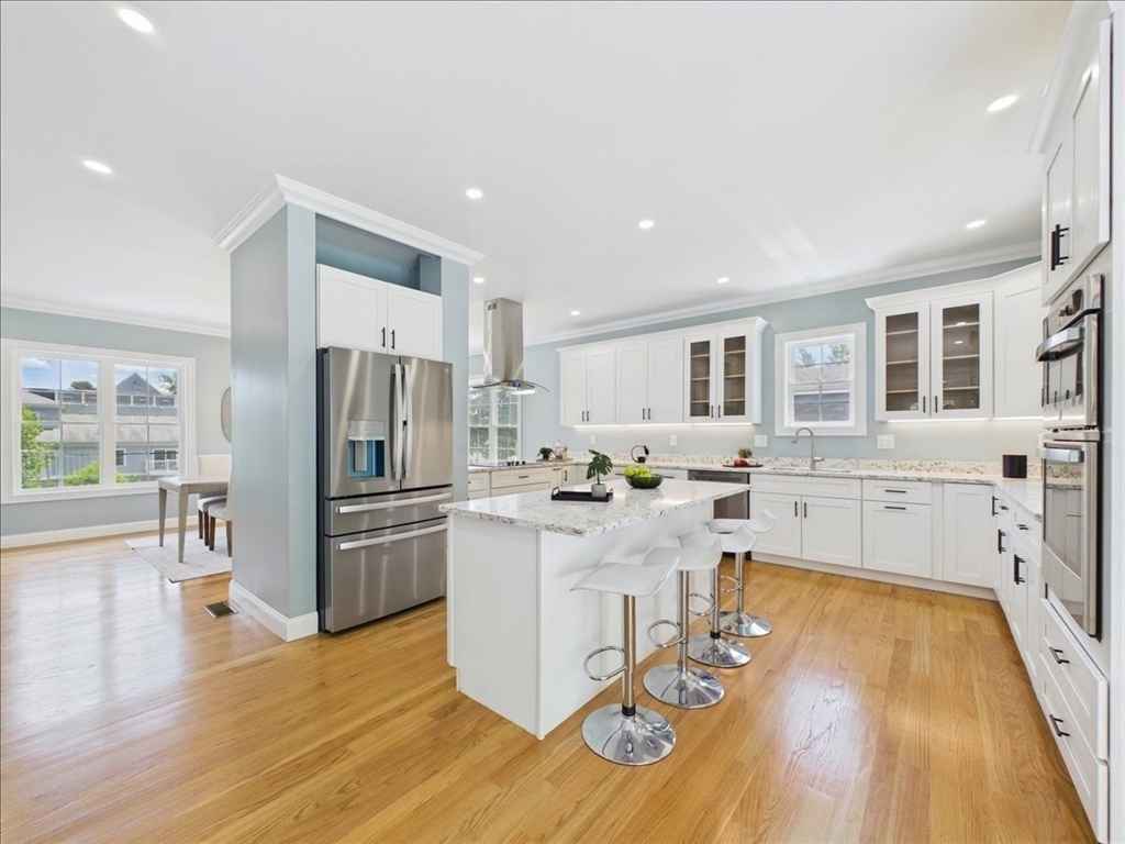 24 Marion Street Walpole, MA 02081 - Photo 4 of 42