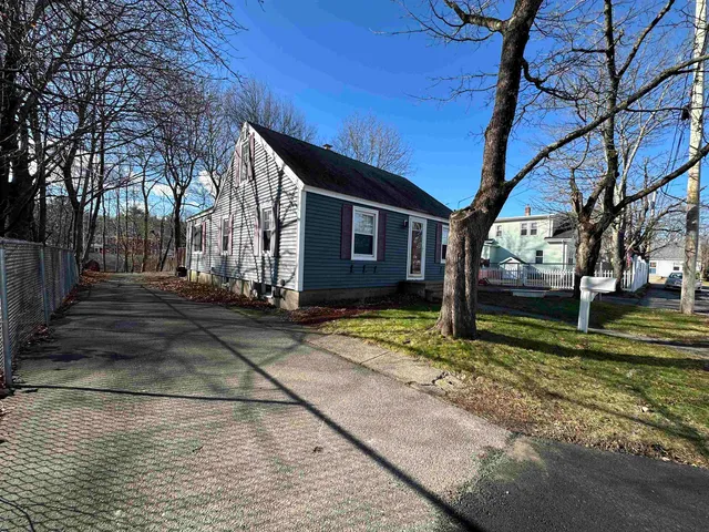 $2,695 | 1 Ellsworth Street, Sanford, ME 04083
