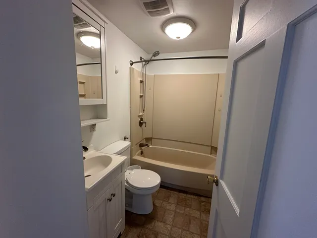 $2,695 | 1 Ellsworth Street, Sanford, ME 04083