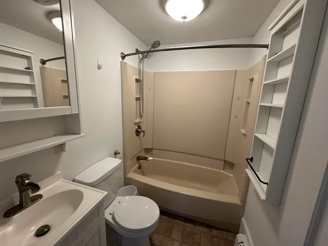 $2,695 | 1 Ellsworth Street, Sanford, ME 04083