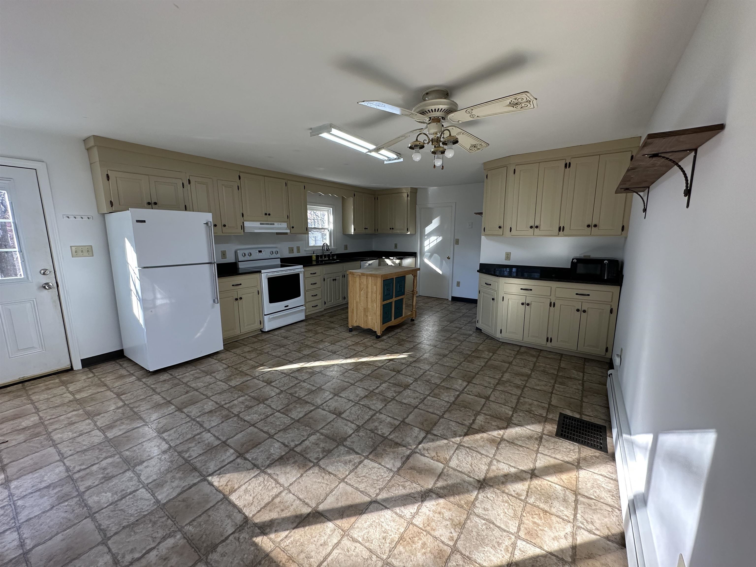 1 Ellsworth Street Sanford, ME 04083 - Photo 5 of 22